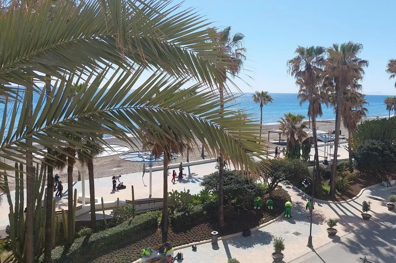 Apartamento Frente A La Playa Piso 3 Estepona 0*,  İspanya