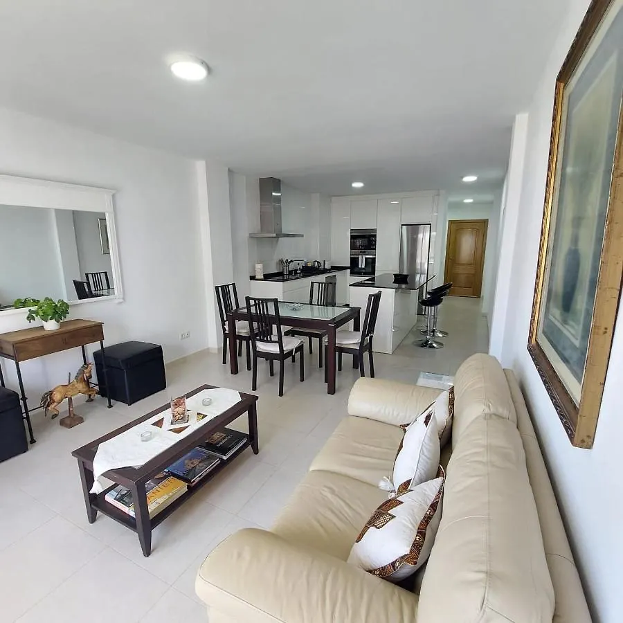 Apartamento Frente A La Playa Piso 3 Estepona Apartman